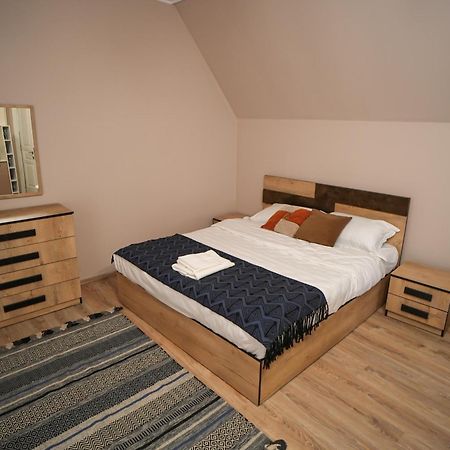 Grandpa House - Studio App.2 Тирана Екстер'єр фото